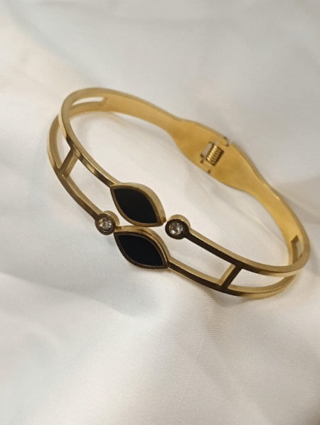 Noir Leaf Dual Stone Bracelet